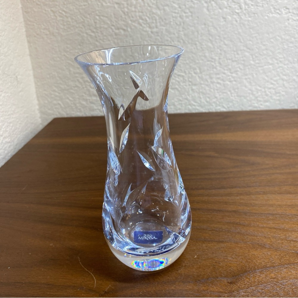 VTG Mikasa Crystal Leaf‎ Pattern Bud Flower Vase 6" Tall Slovenia Beautiful